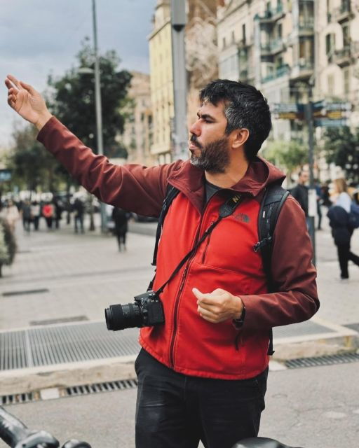 sightseeing-barcelona-by-bike-photo-shooting-tapas
