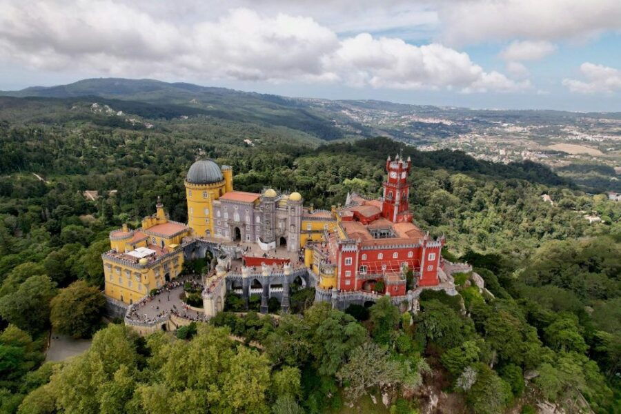 sintra-pena-palace-moorish-castle-cabo-da-roca-cascais