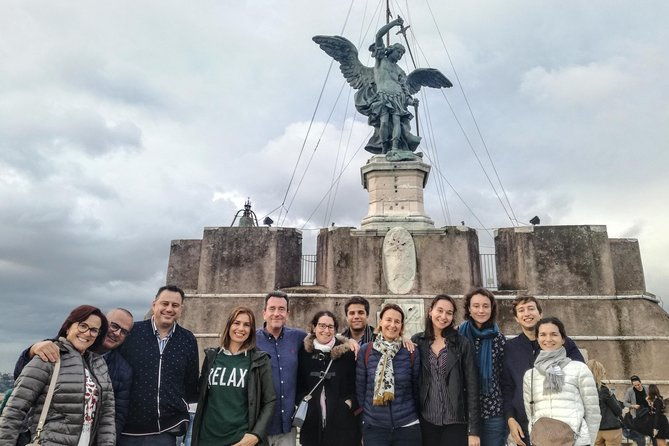 skip-the-line-castle-santangelo-museum-bridge-private-guided-tour-in-rome