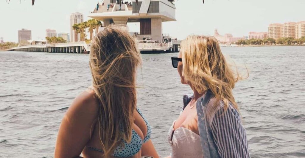 St. Petersburg, FL: 3 Hour Private Tiki Cruise