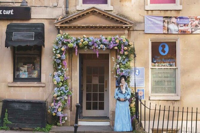 stonehenge-and-bath-tour-from-london-2