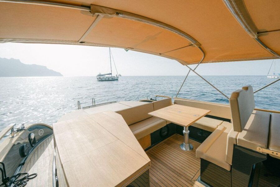 sunrise-by-boat-enchantment-on-the-horizon