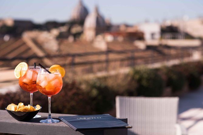sunset-drinks-on-the-rooftops-of-rome