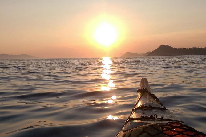 sunset-kayaking-from-lopud-island