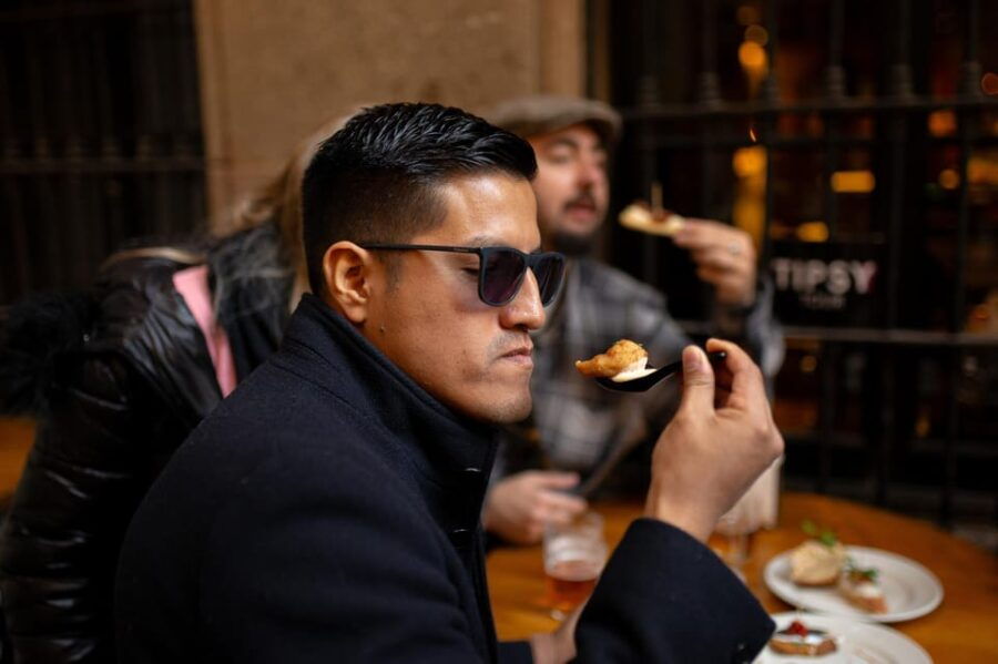 tapas-food-tour-with-dinner-in-barcelona