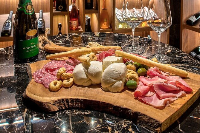 tasting-of-campania-wines-and-selection-of-salts-and-cheeses