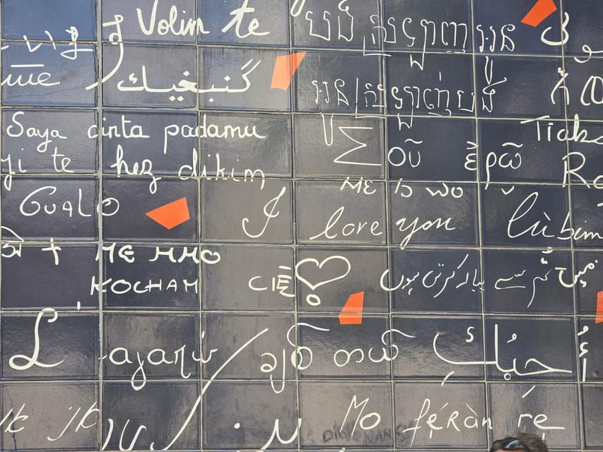 the-historic-district-of-montmartre