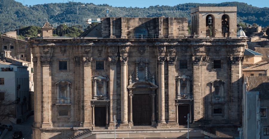 tortosa-guided-walking-tour-with-cathedral-visit
