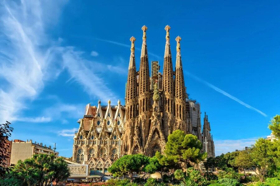 uncover-sagrada-familia-gaudis-designs-and-museum-exhibits