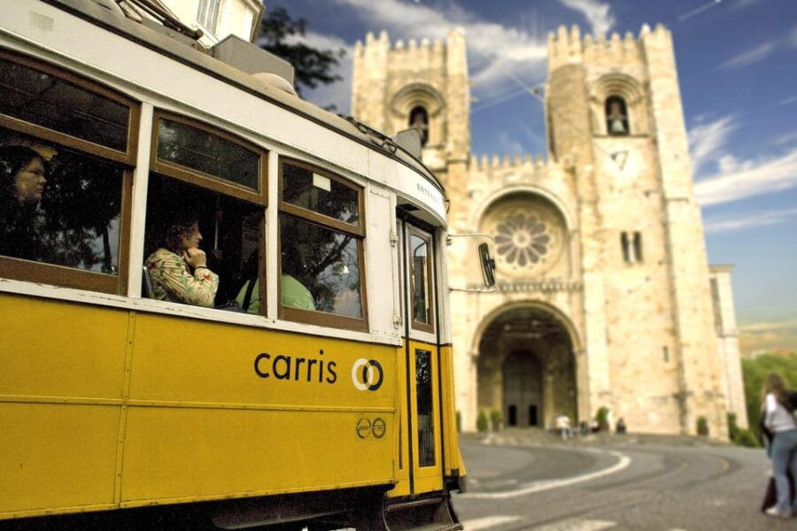 unforgettable-half-day-historical-lisbon-on-tuk-tuk