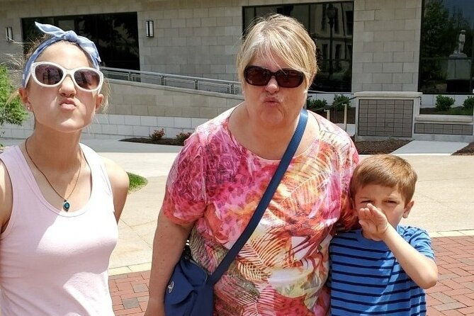 unique-scavenger-hunt-experience-in-miami-by-wacky-walks