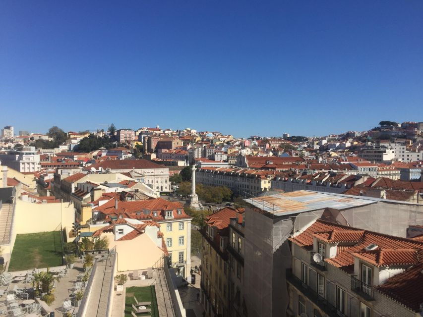 van-tour-covering-lisbon-highlights-and-cascaissintra