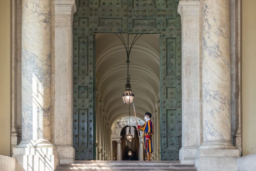 vatican-city-papal-audience-sistine-chapel-vatican-tour