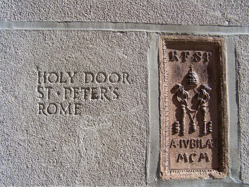 vatican-museums-sistine-chapel-private-tour-with-holy-door