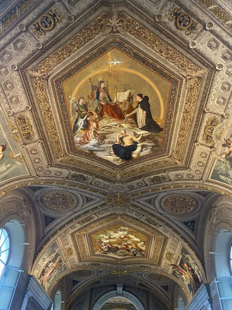 vatican-museums-sistine-chapel-tour-with-st-peters-access