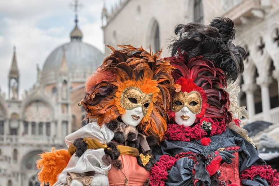 venice-carnival-traditions-private-tour-with-mask-workshop