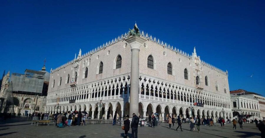 venice-doges-palace-skip-the-line-entry-small-group-tour