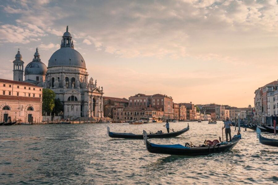 venice-private-custom-walking-tour-with-a-local-guide-2