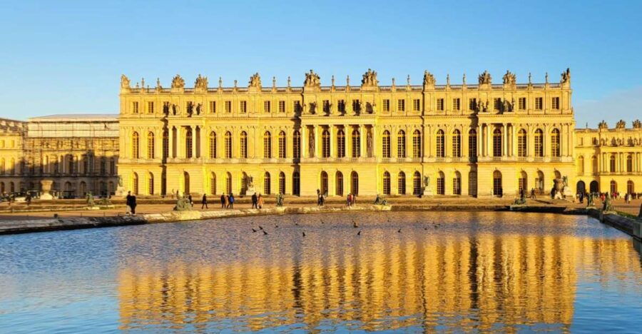 versailles-palace-marie-antoinettes-estate-private-tour
