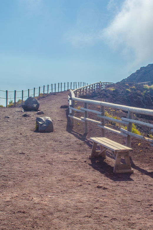 vesuvius-national-park-skip-the-line-ticket-and-audio-guide