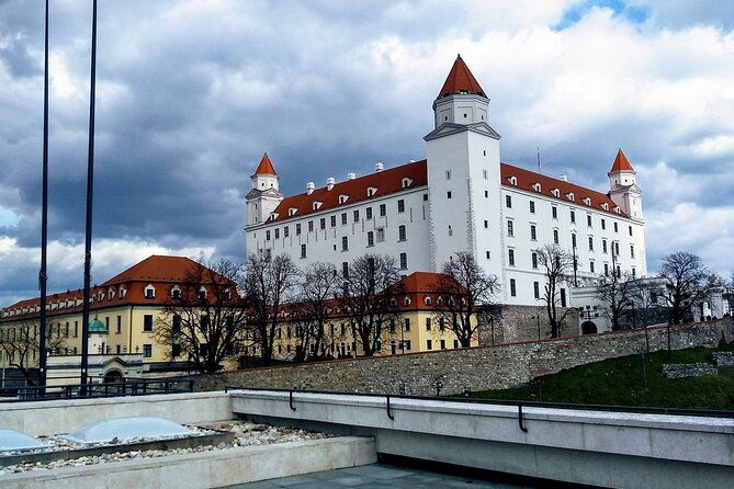vienna-and-bratislava-private-full-day-tour-from-prague