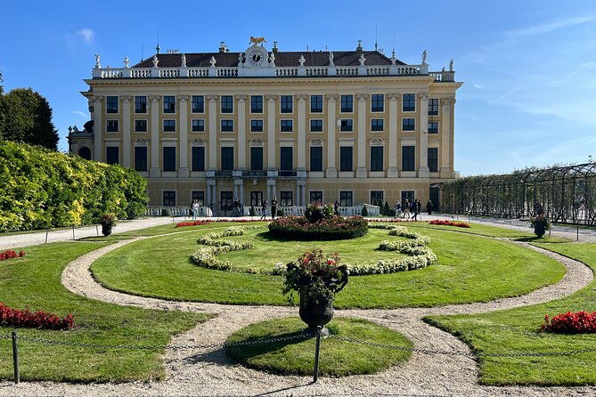 vienna-private-schonbrunn-palace-tour-extra-rooms-and-gardens