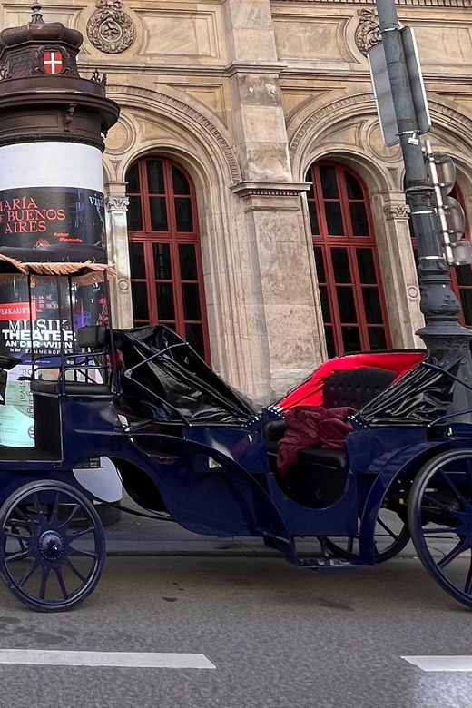 vienna-royal-e-carriage-sightseeing-tour-incl-prosecco