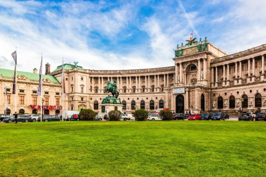 vienna-skip-the-line-hofburg-ticket-sisi-museum-tour