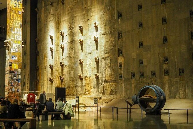 visit-the-9-11-museum-and-manhattan-walking-tour