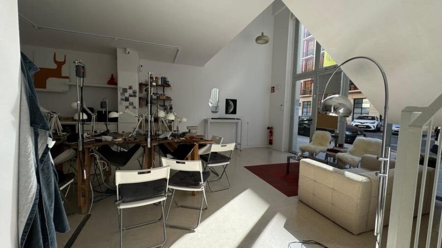 workshop-making-a-silver-ring-with-stamps-and-textures