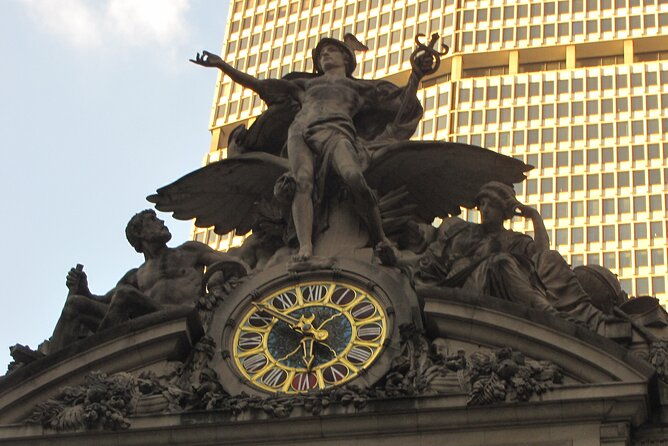 young-trump-and-obama-in-new-york-with-local-private-guide