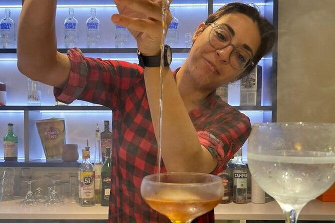 2-hour-mixology-lesson-with-professional-bartender-in-milan