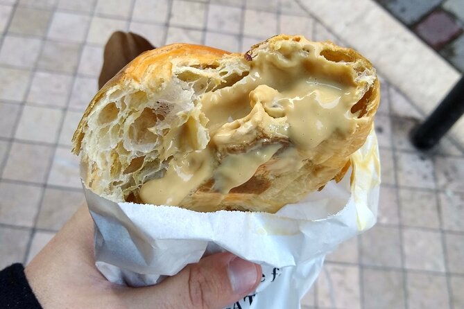 1-bordeaux-pastries-food-tour-6-tastings-local-guides