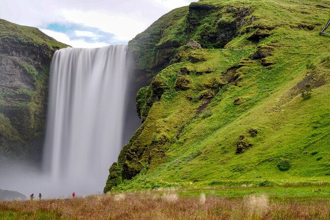 2-day-summer-tour-to-icelands-south-coast-with-glacier-hike