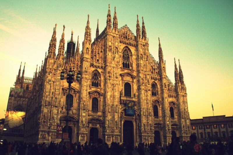 2-hour-milan-by-night-walking-tour