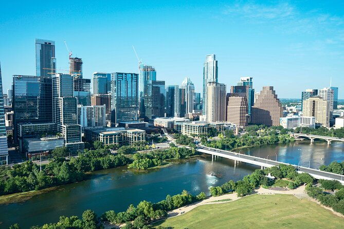 20-minutes-downtown-austin-and-lake-austin