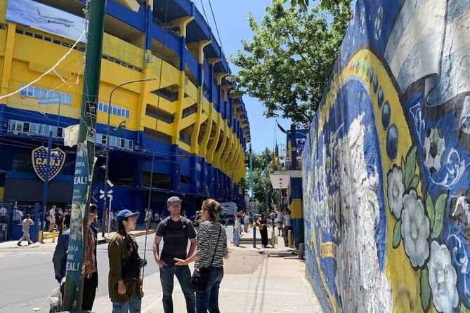 3-hour-private-street-art-tour-in-la-boca-and-barraca