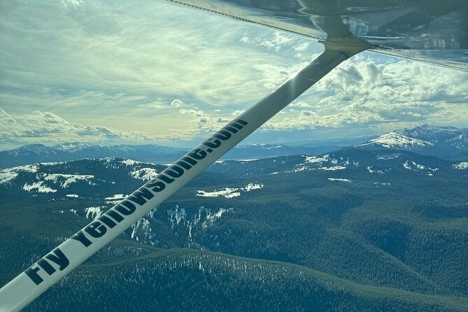30-minute-aerial-tour-yellowstone-skyline