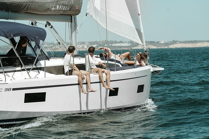3h30-private-half-day-luxury-sail-yacht-cruise