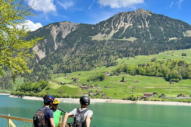 4-lakes-e-bike-guided-tour-and-lake-cruise