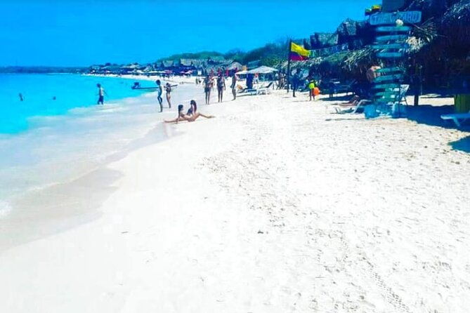 a-full-day-in-the-4-rosario-islands-includes-cholon-baru-and-snorkeling