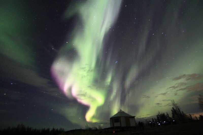 alaskan-northern-lights-aurora-borealis-lodges