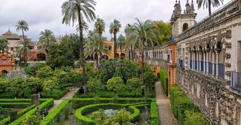 alcazar-of-seville-vip-tour