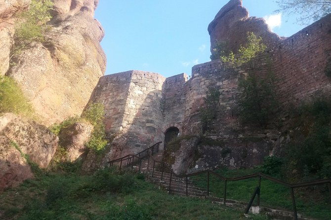 all-inclusive-belogradchik-fort-and-venetsa-cave-day-tour