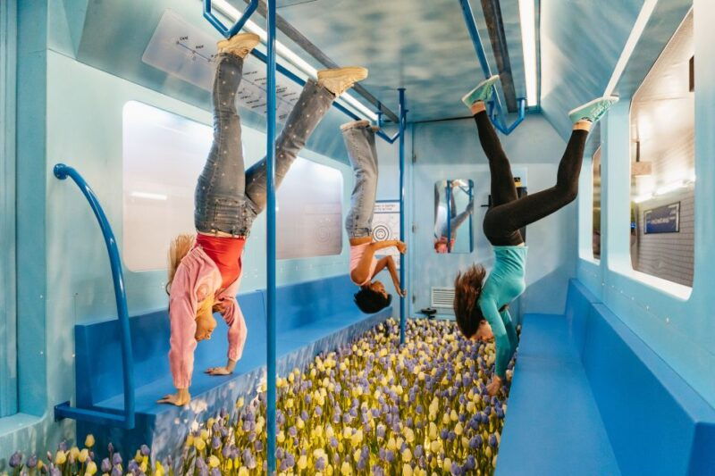 amsterdam-the-upside-down-museum-entrance-ticket