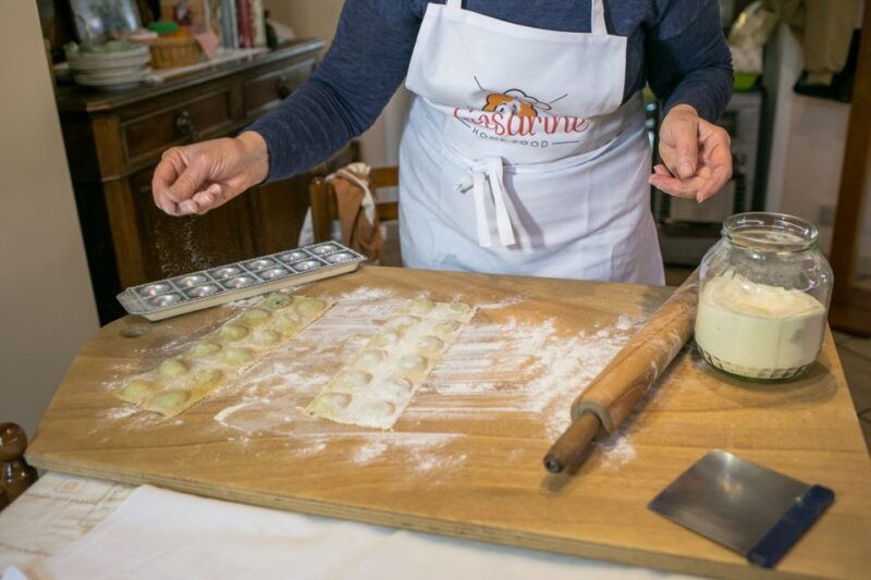 arezzo-private-pasta-making-class-at-a-locals-home