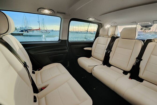 athens-airport-to-city-center-private-taxi-or-van