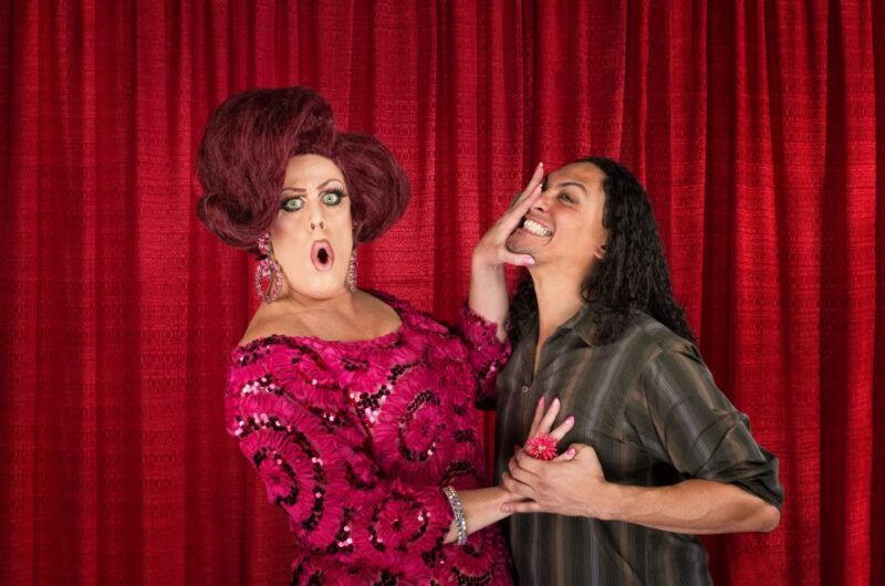 atlanta-drag-queen-guided-pub-crawl-and-cabaret-show