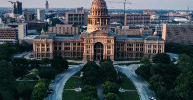 austin-highlights-tour-with-texas-capitol-and-food-stop