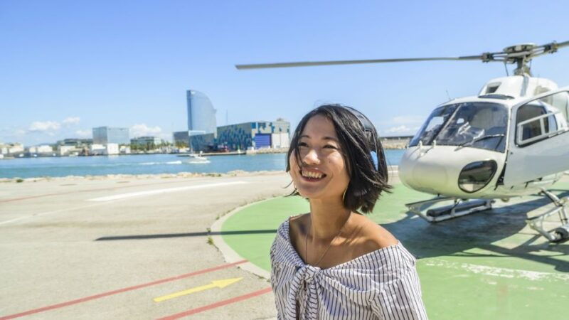 barcelona-helicopter-flight-over-barcelonas-coastline